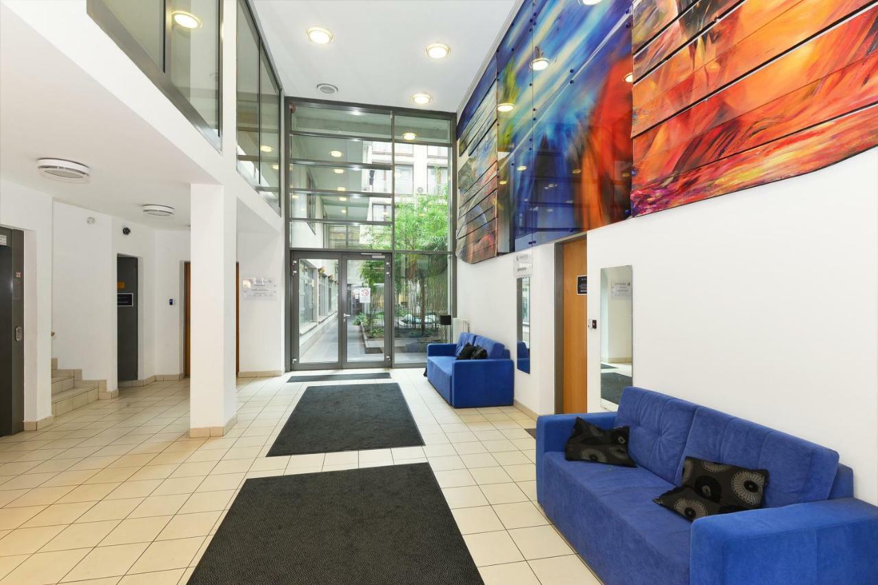 Quality Point Apartments 0-24 Reception Budapest Exterior photo